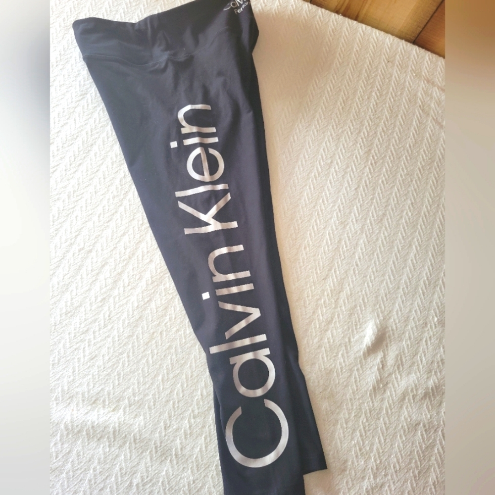 Calvin Klein Preformance Yoga Pants Medium NOWT